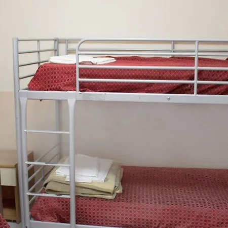 بيت شباب Bella