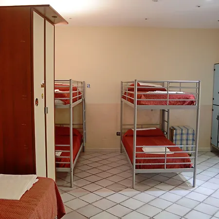 بيت شباب Bella *