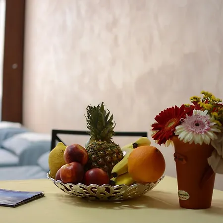 Bella بيت شباب نابولي